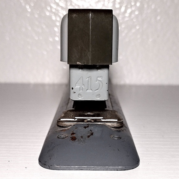 Swingline Vintage Gray Stapler 415 Heavy Duty Made in USA - Picture 6 of 6